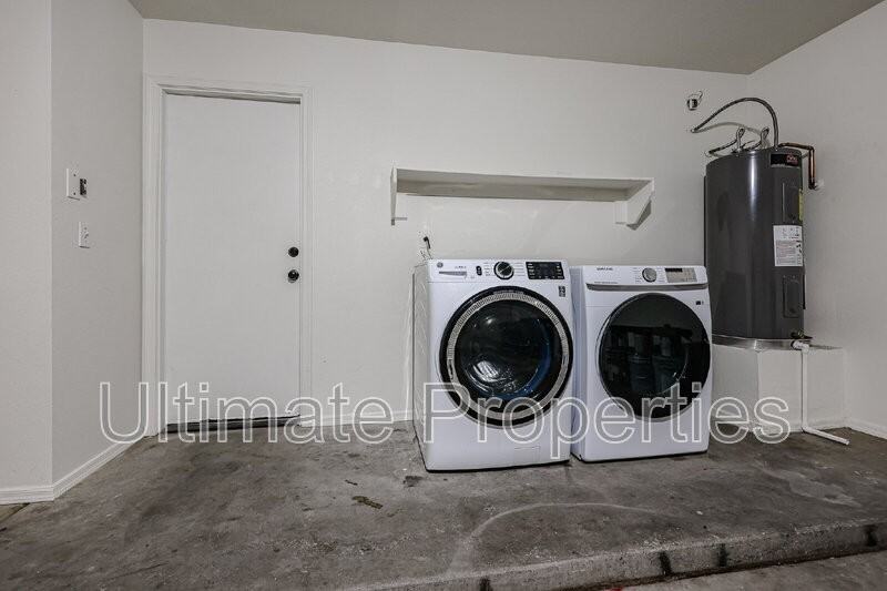 15008 W Ventura St - Photo 7 of 23