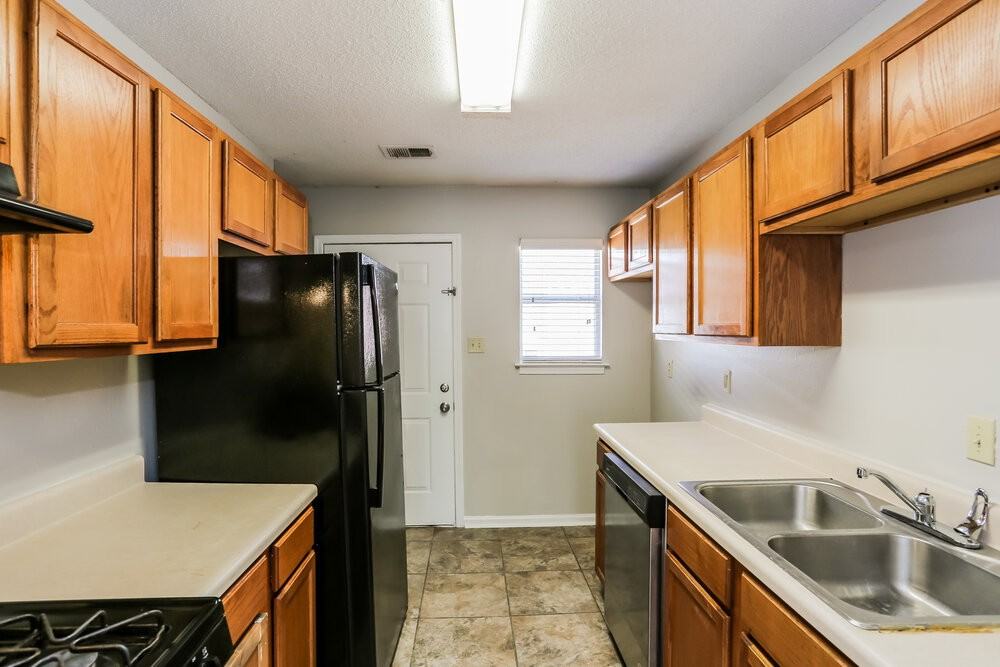 5978 E Wagon Hill Rd - Photo 5 of 13