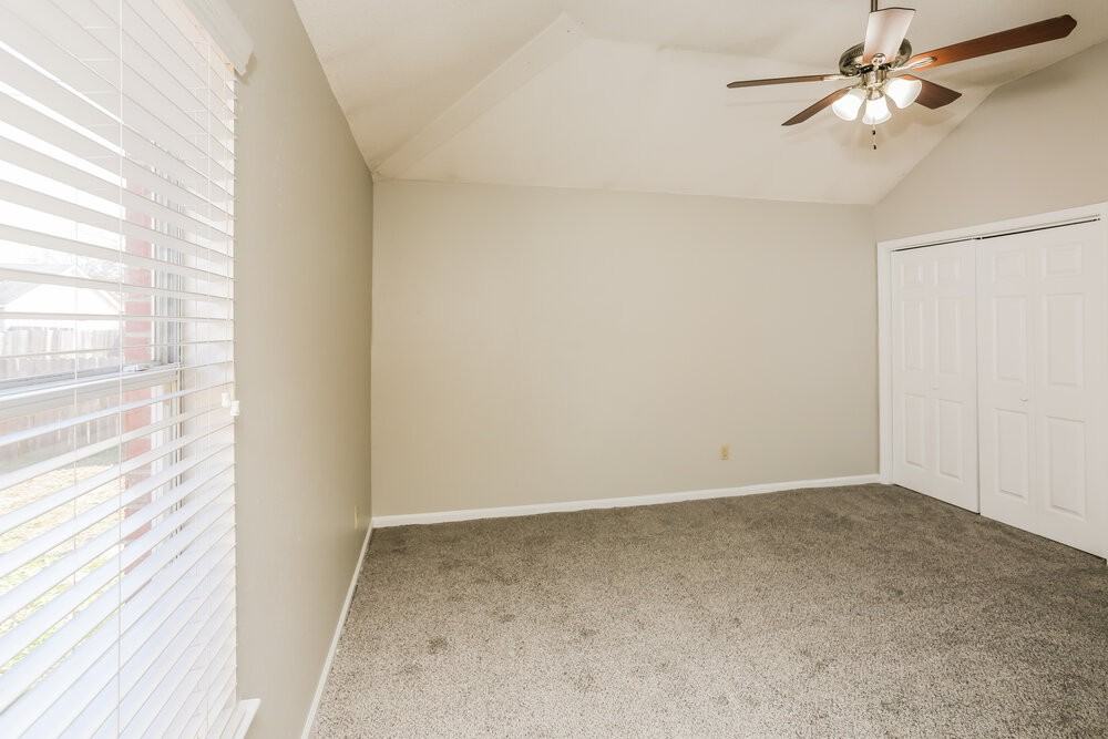 5978 E Wagon Hill Rd - Photo 7 of 13