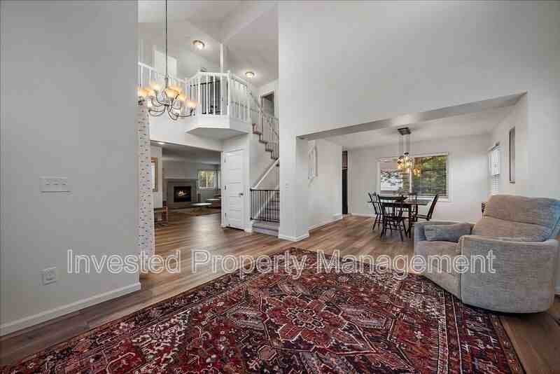 7291 Palisade Dr - Photo 6 of 40