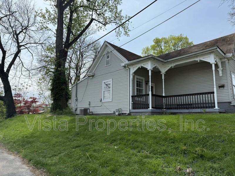 1740 E Market St - Photo 2 of 19