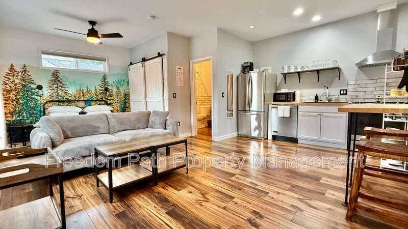 543 S 9th St - Photo 2 of 8