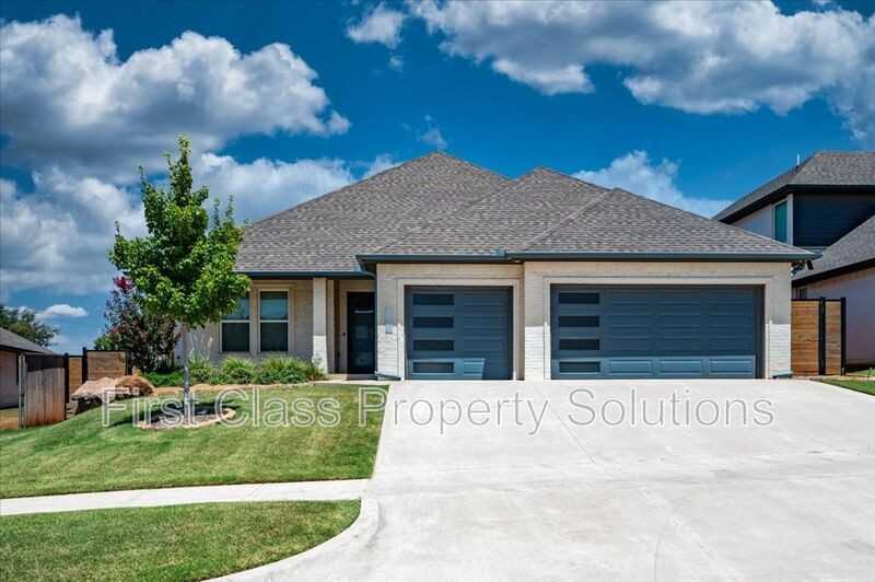 7317 Nw 159th Ter - Photo 2 of 38