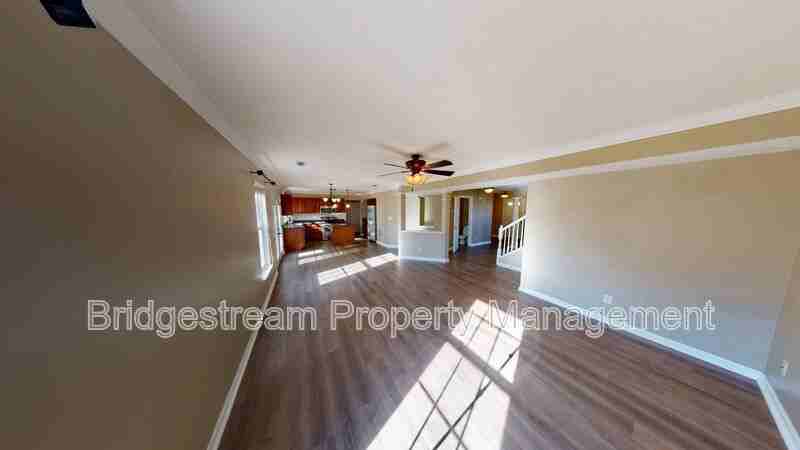 2173 Pacer Trl - Photo 3 of 13