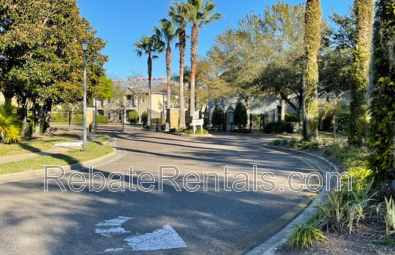 7175 Deerfoot Point Cir #21-3-2 - Photo 2 of 16