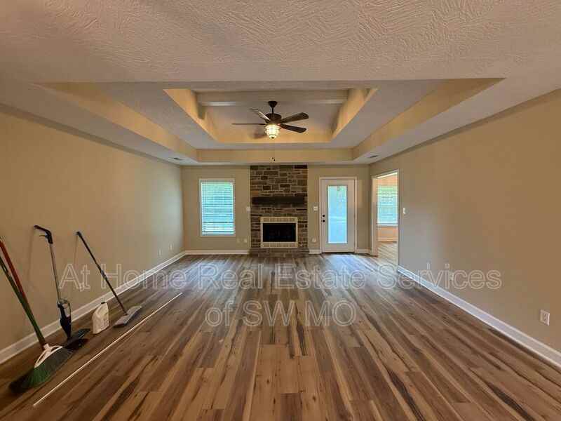 2624 E Cherry St - Photo 6 of 19