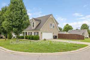 featured image of 873 Maricopa Dr
