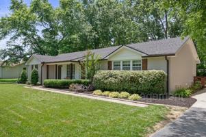 featured image of 819 Chrisman Dr