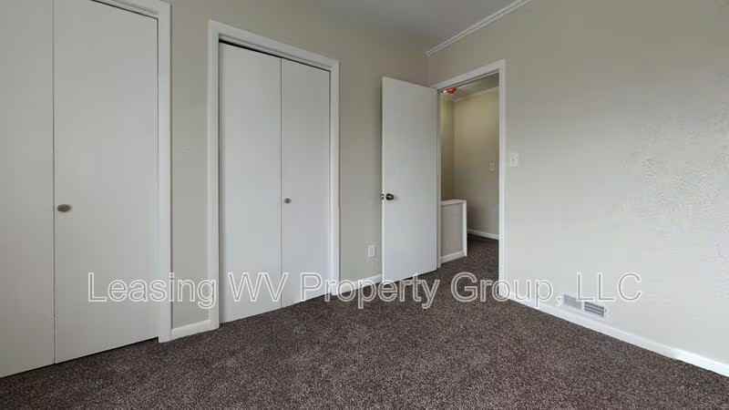 139 Clayton Ave #1A - Photo 6 of 7