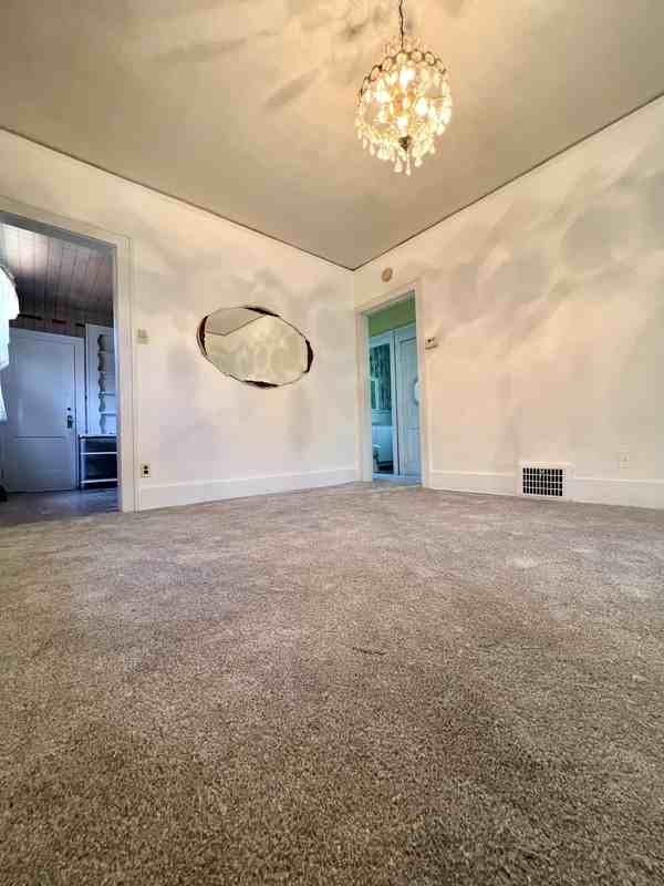 15452 Wabash St - Photo 2 of 11