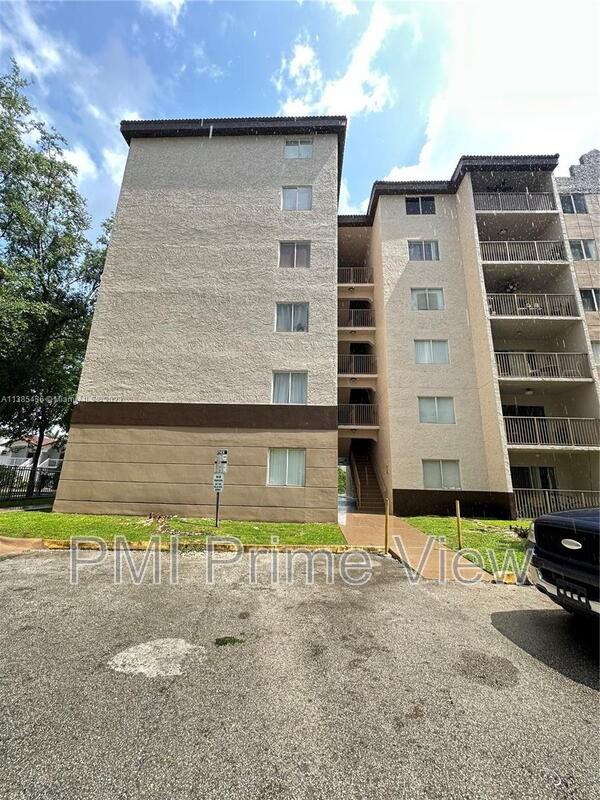 15231 Sw 80th St #401 - Photo 2 of 16