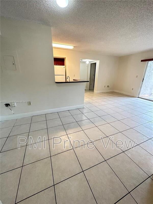 15231 Sw 80th St #401 - Photo 3 of 16