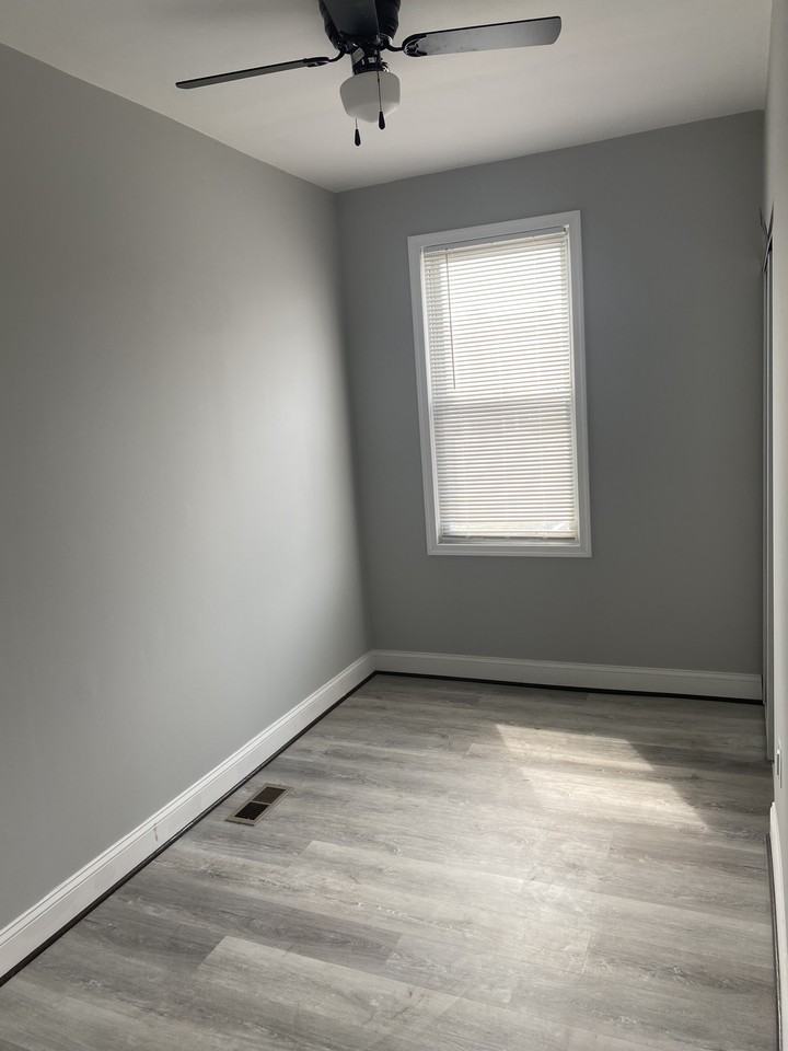 1211 Poplar Grove Street - Photo 5 of 15