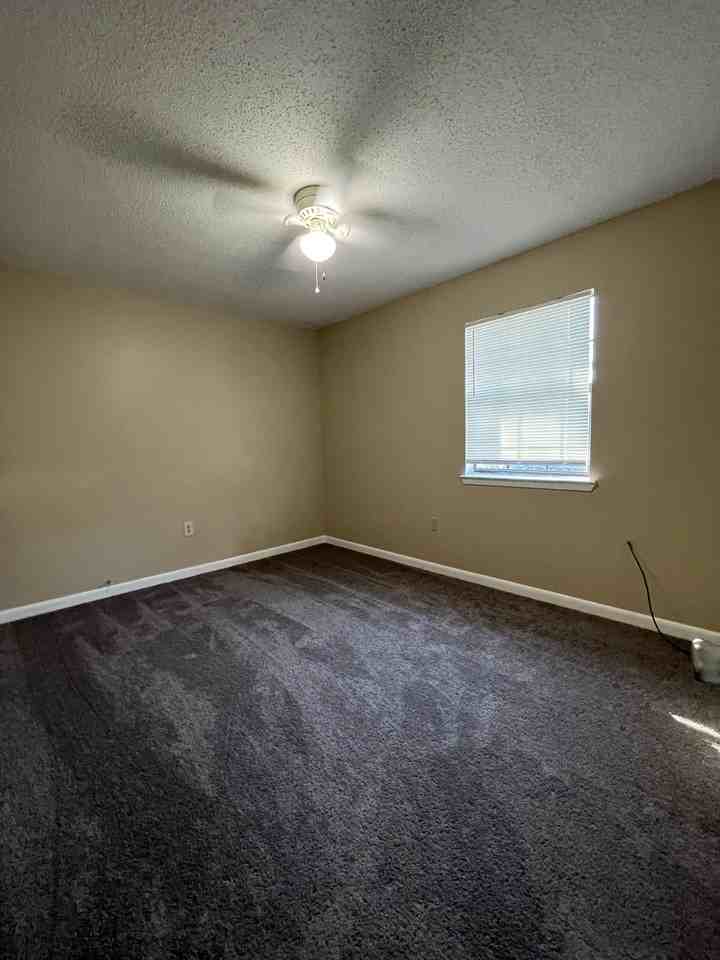 830 Cardinal Street - Photo 6 of 21