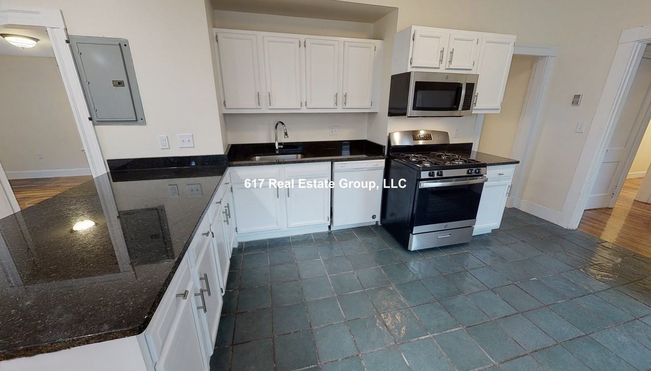 2575 Massachusetts Ave #2 - Photo 6 of 7