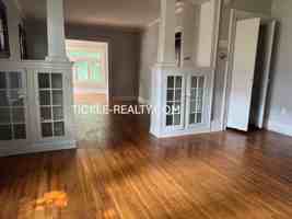 featured image of 1095 Park Ave