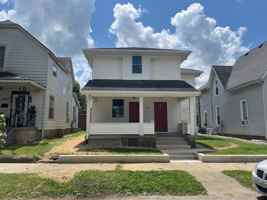 featured image of 113 W College St