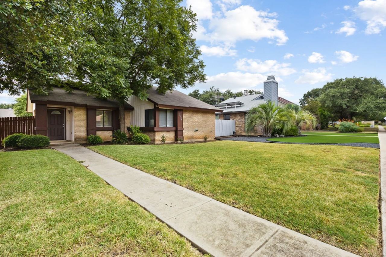 13778 George Rd - Photo 2 of 23