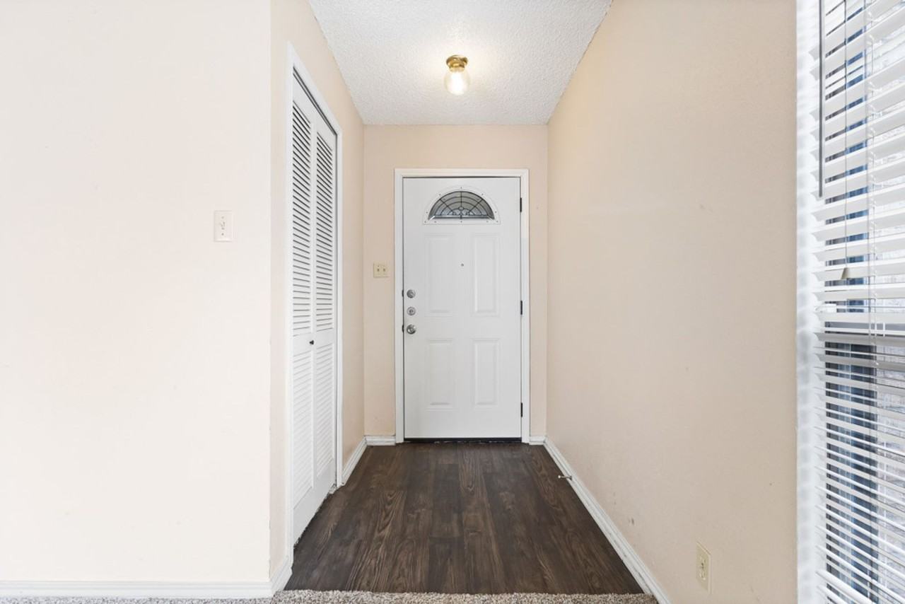 13778 George Rd - Photo 5 of 23