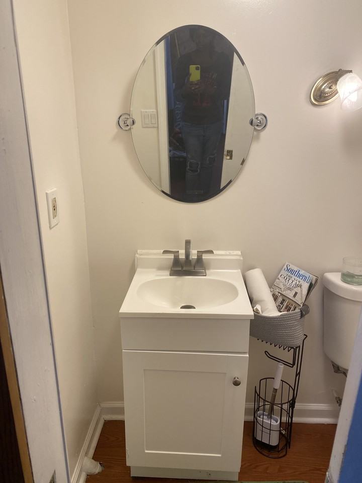 504 Mccabe Ave - Photo 3 of 7