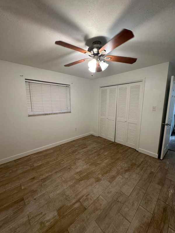 2308 Shelley St - Photo 5 of 9
