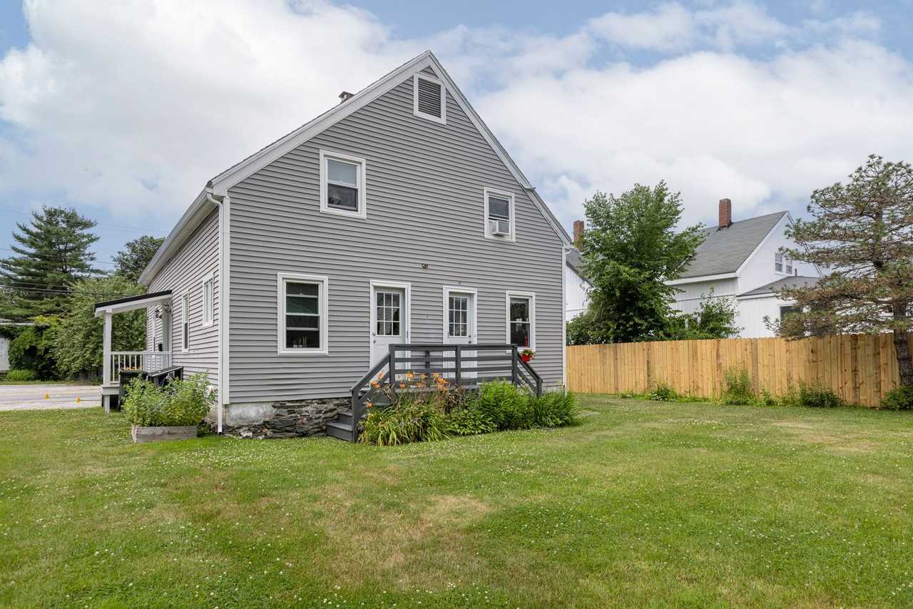 140 & 142 Sawyer Street - Photo 2 of 7