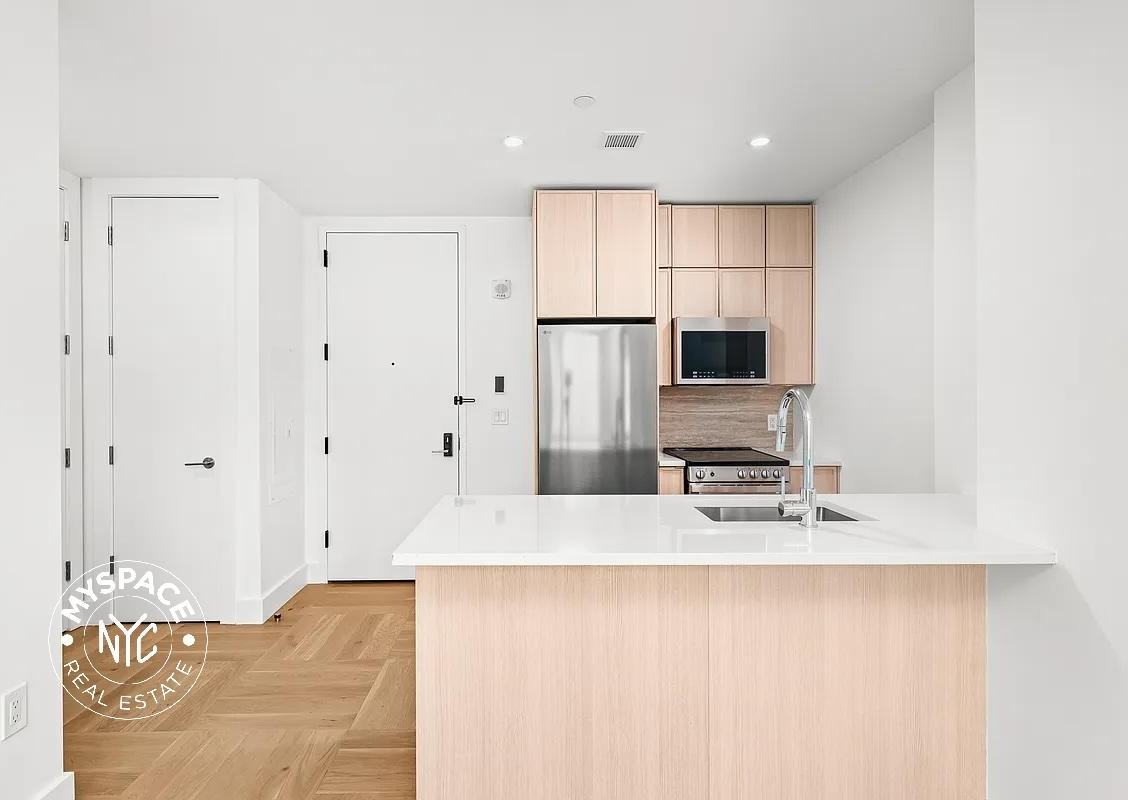 526 Baltic St #11E - Photo 2 of 32