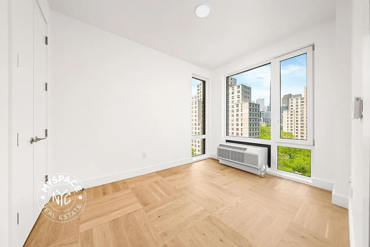 526 Baltic St #11E - Photo 6 of 32
