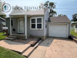 featured image of 515 W 13th Ave