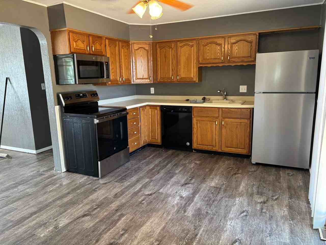 703 5th Street - Photo 3 of 15