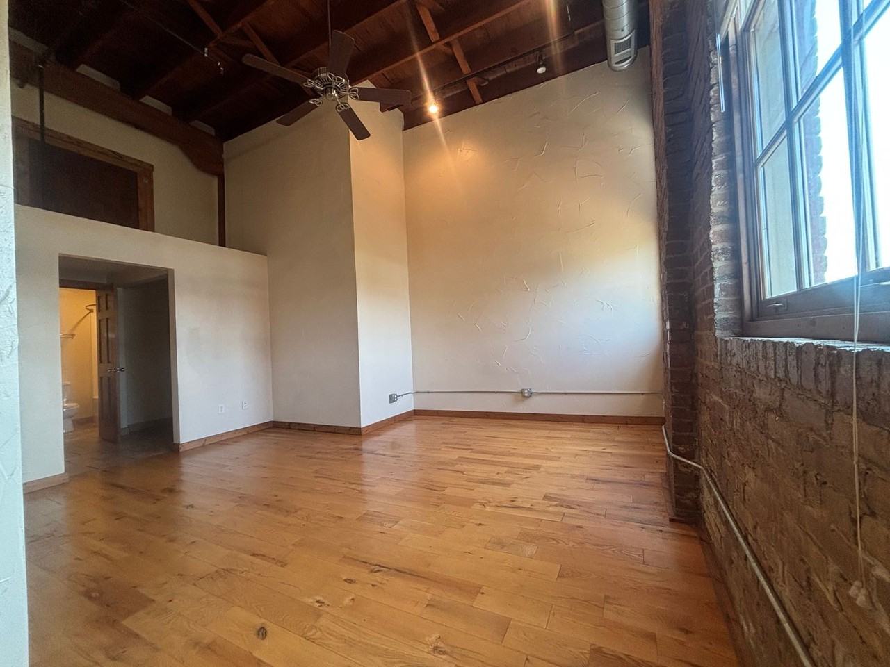 601 601 N National #225 - Photo 6 of 9