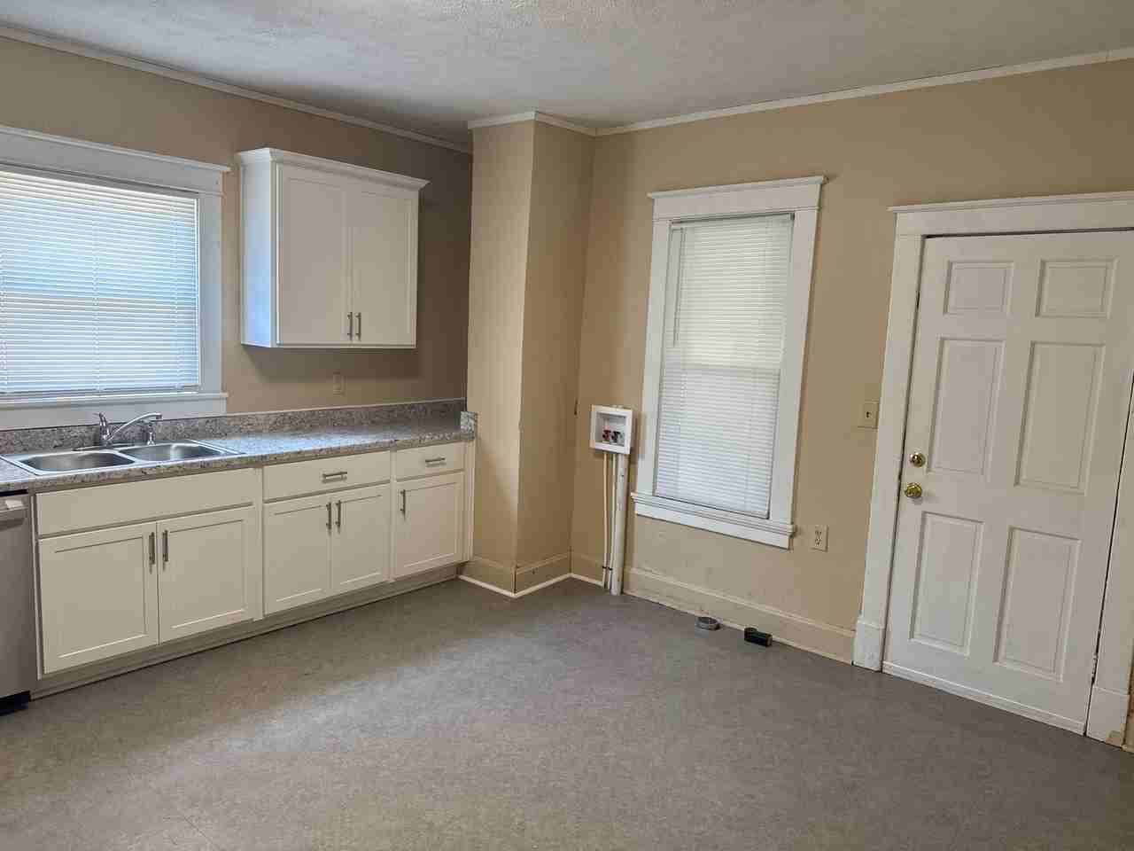 1317 N Prospect Ave - Photo 3 of 8