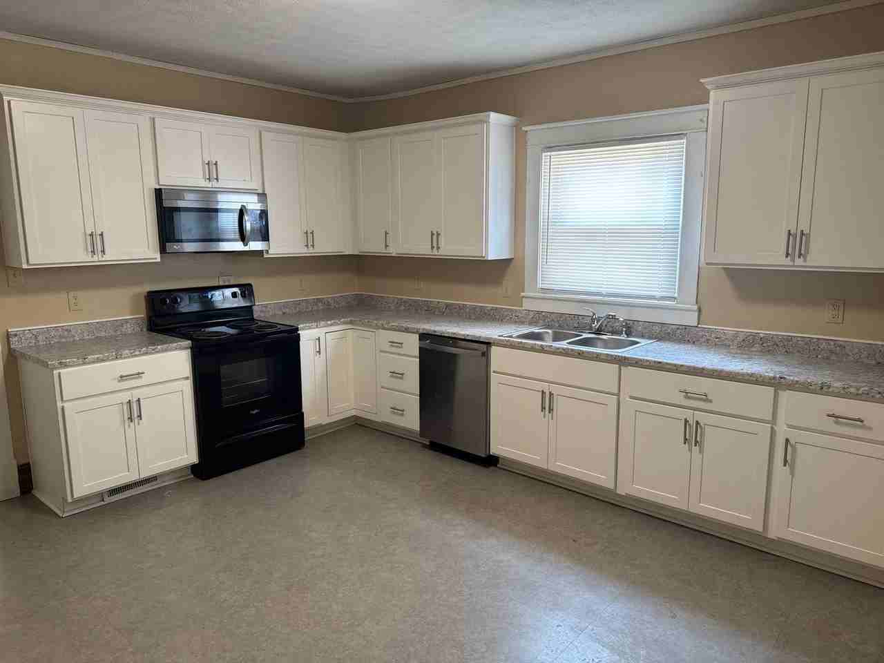 1317 N Prospect Ave - Photo 4 of 8