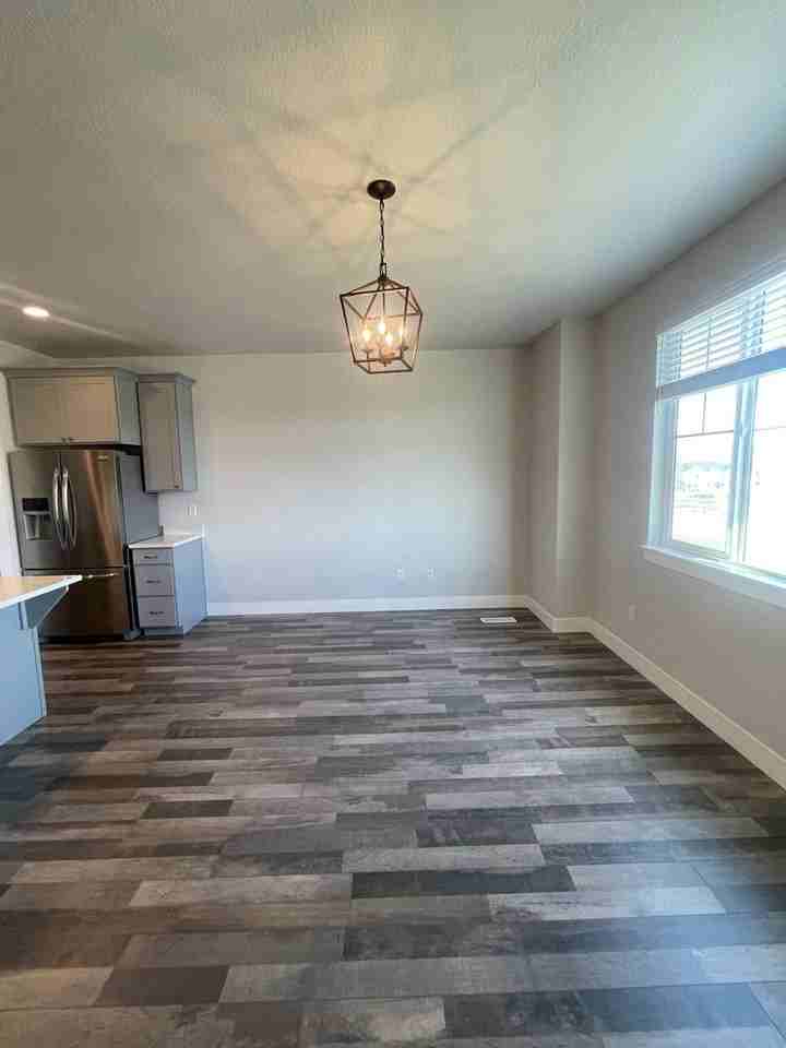 4013 W 740 N - Photo 3 of 16