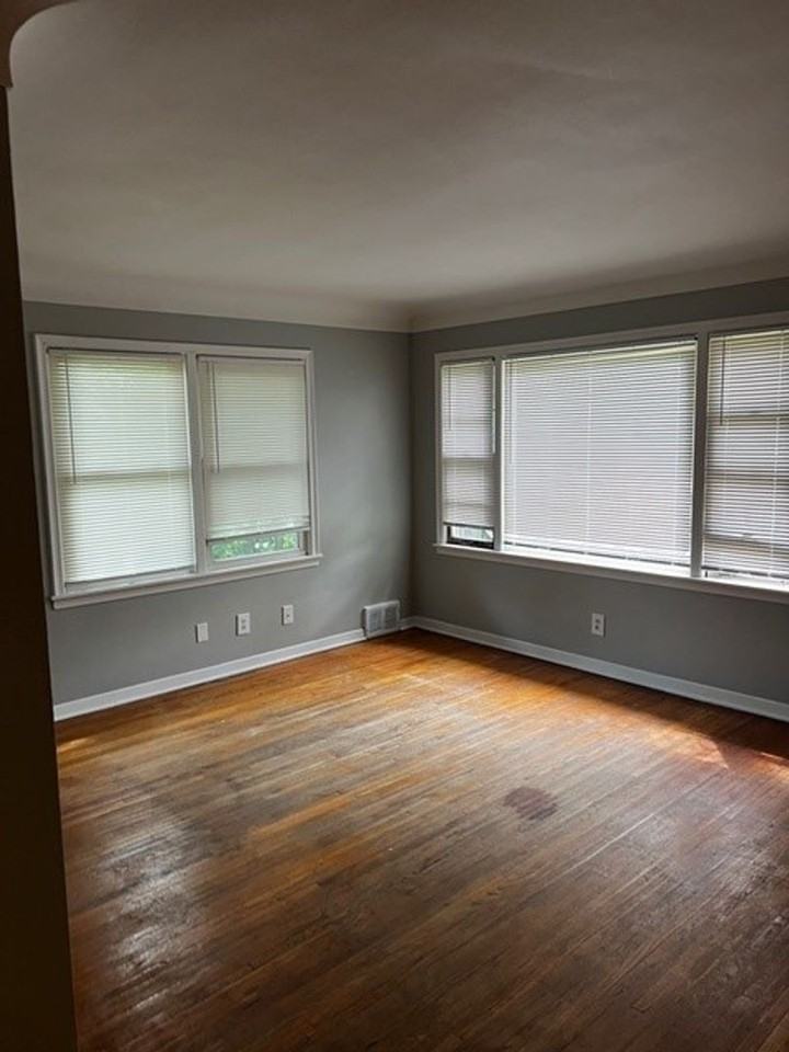3922 Lyndale Ave N - Photo 2 of 9