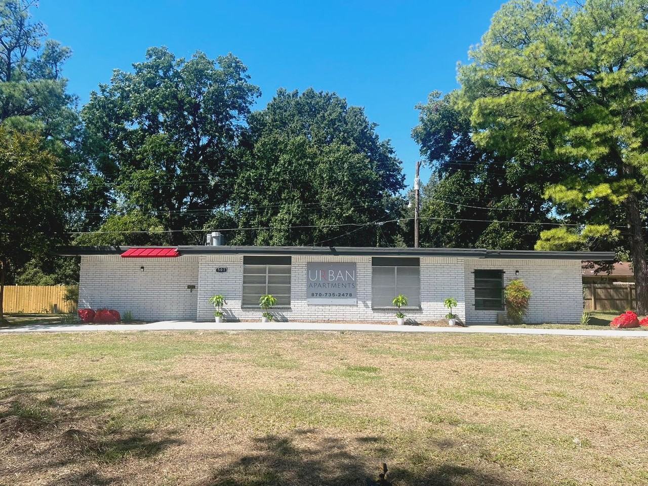 Urban Apartments - West Memphis - Photo 2 of 13