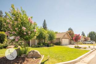1891 E El Paso Ave - Photo 1 of 1