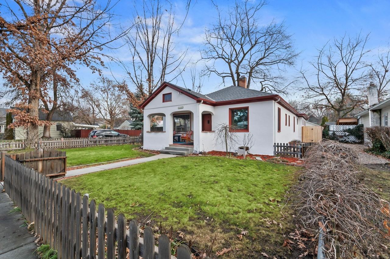 1414 N 15th St - Photo 2 of 19