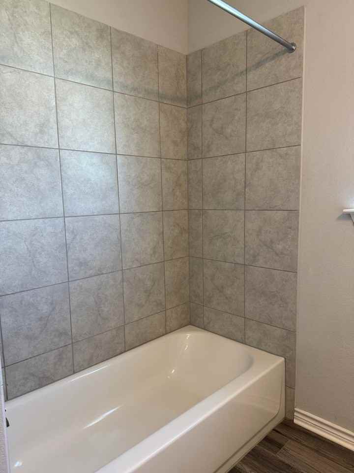 332 Mclintock Rd - Photo 5 of 19