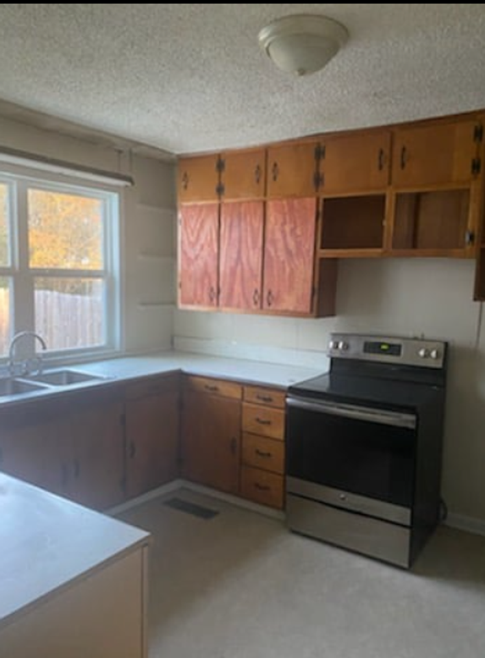 10 Sandusky Ln - Photo 2 of 7