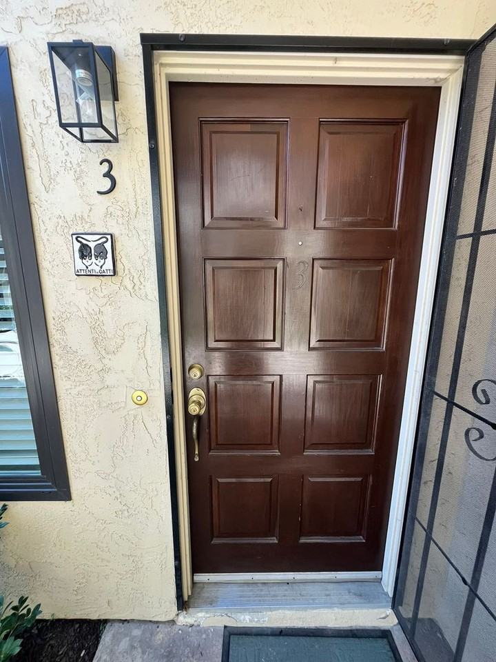 4434 Louisiana St - Photo 3 of 26
