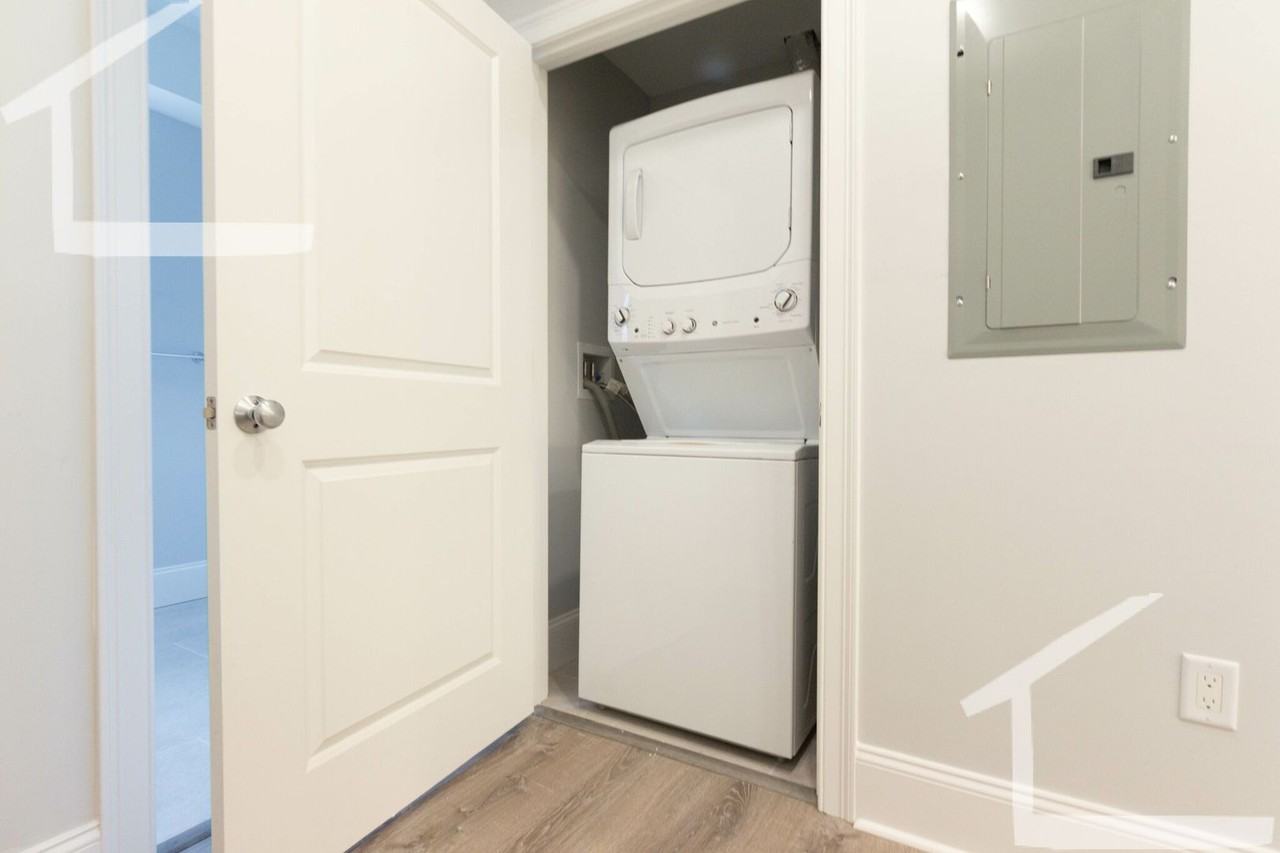 120 Kenrick St - Photo 2 of 15