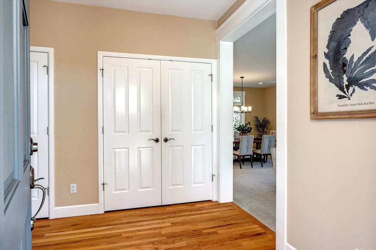 412 15th Ave - Photo 4 of 40