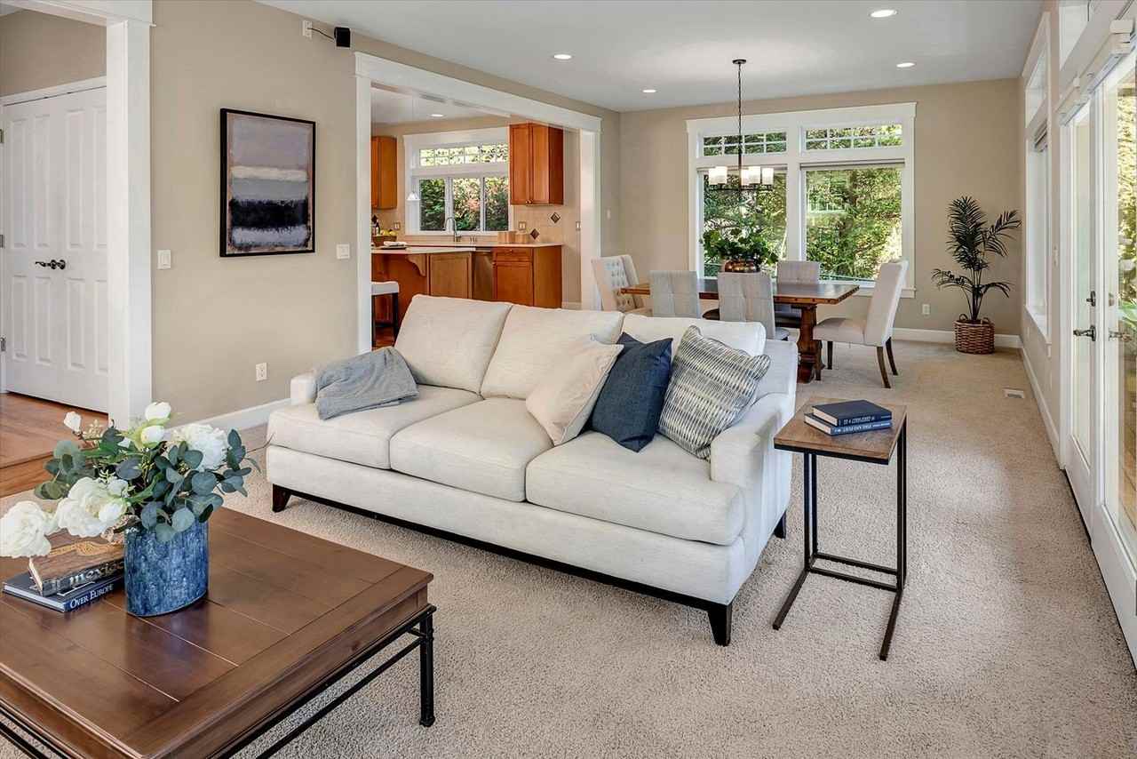 412 15th Ave - Photo 7 of 40