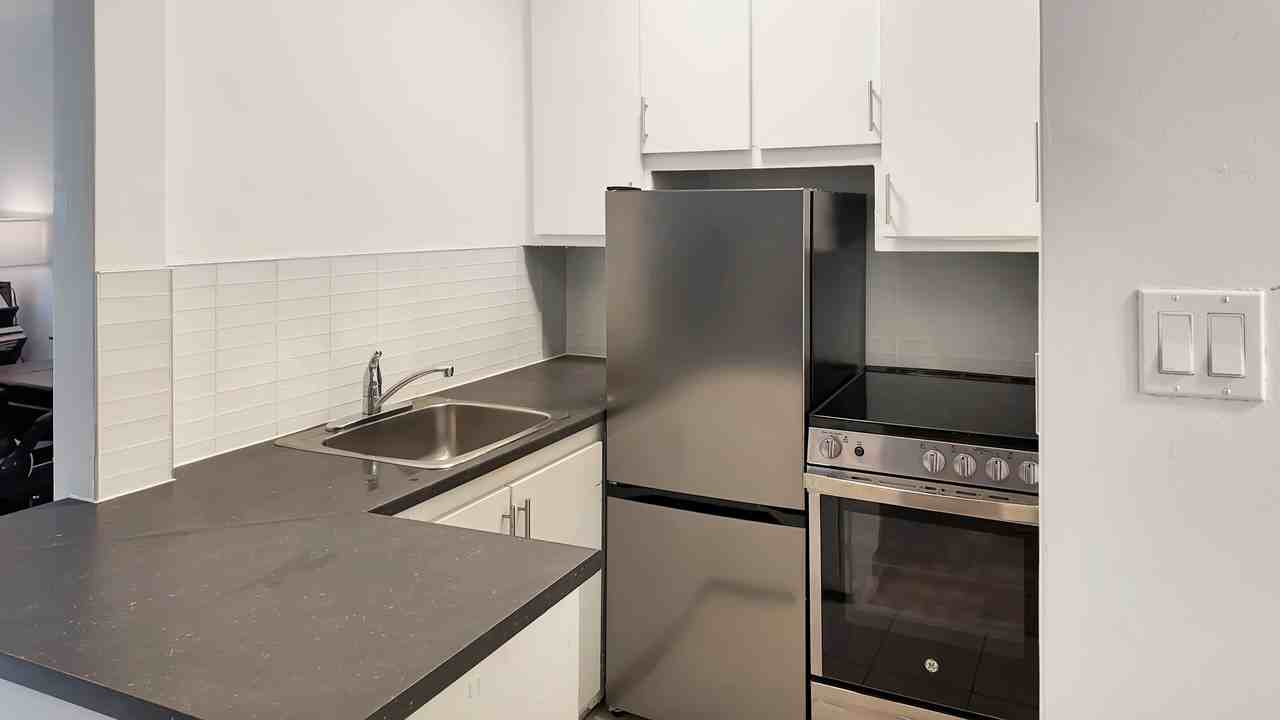 1433 Rue Towers #108 - Photo 3 of 9