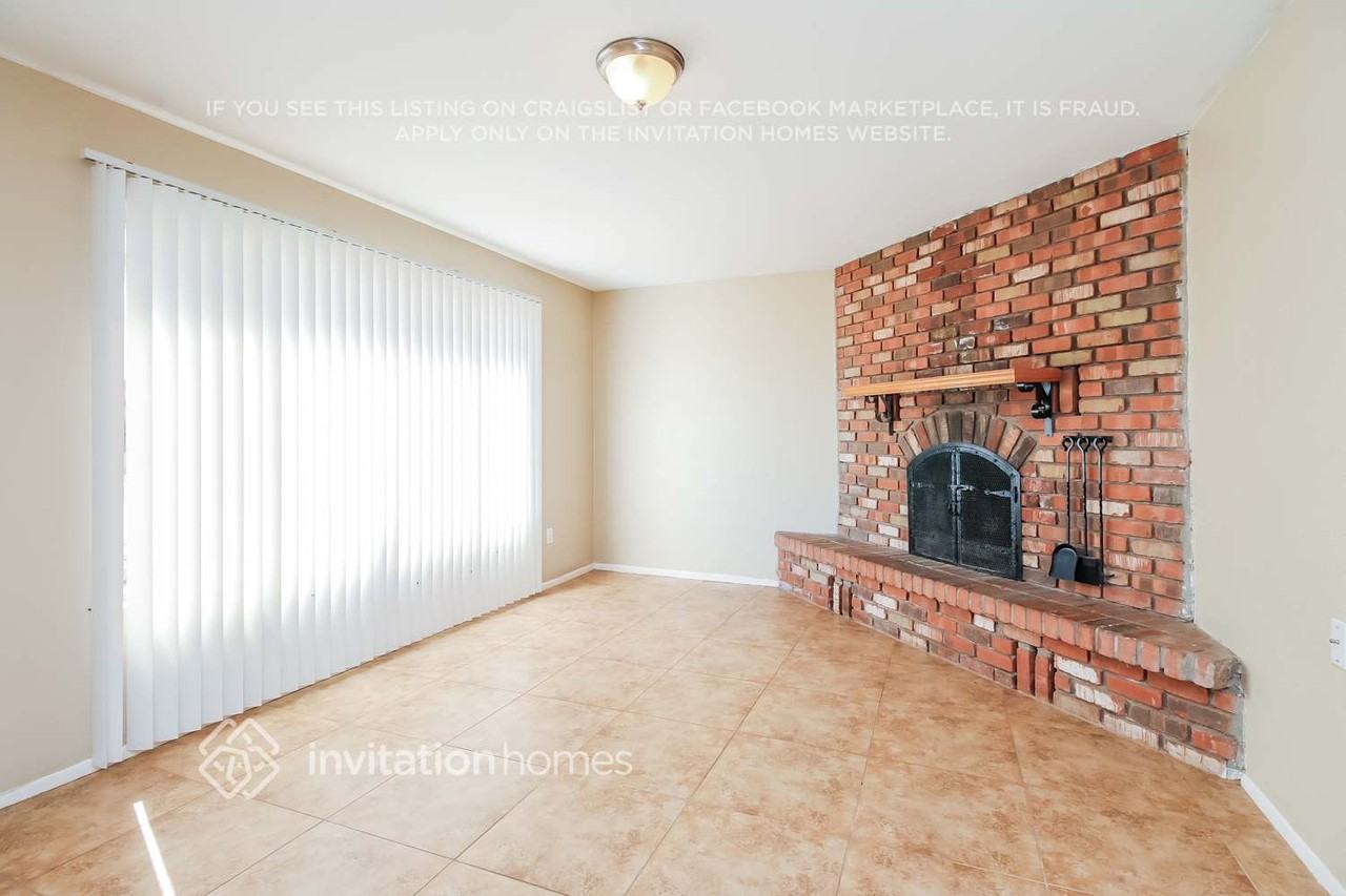 5620 S La Rosa Dr - Photo 3 of 17