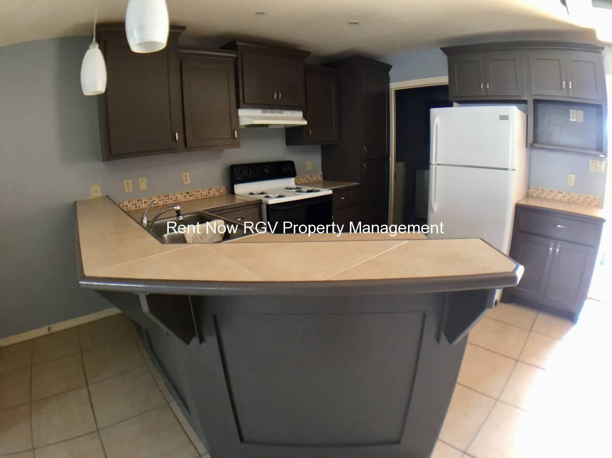 1208 W Kiwi Ave #2 - Photo 2 of 12