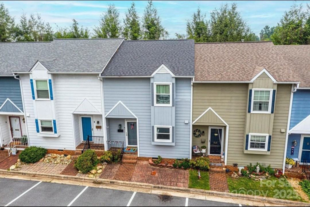 617 College Ave Sw - Photo 3 of 28