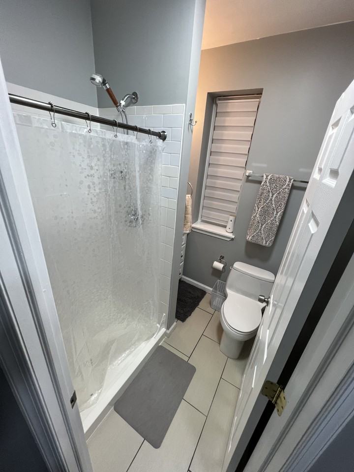 2221 N Sydenham St #NA - Photo 7 of 17