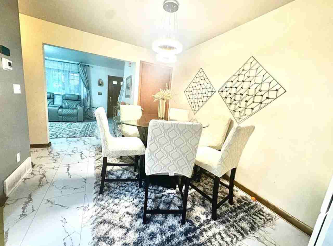 5066 W Colonial Ct #12 - Photo 3 of 17